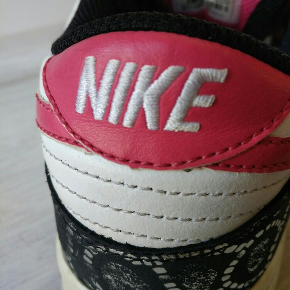 VINTAGE, RARE Nike Dunk Low 6.0 'Pink White Black' m8.5/w10 - Picture 14 of 15